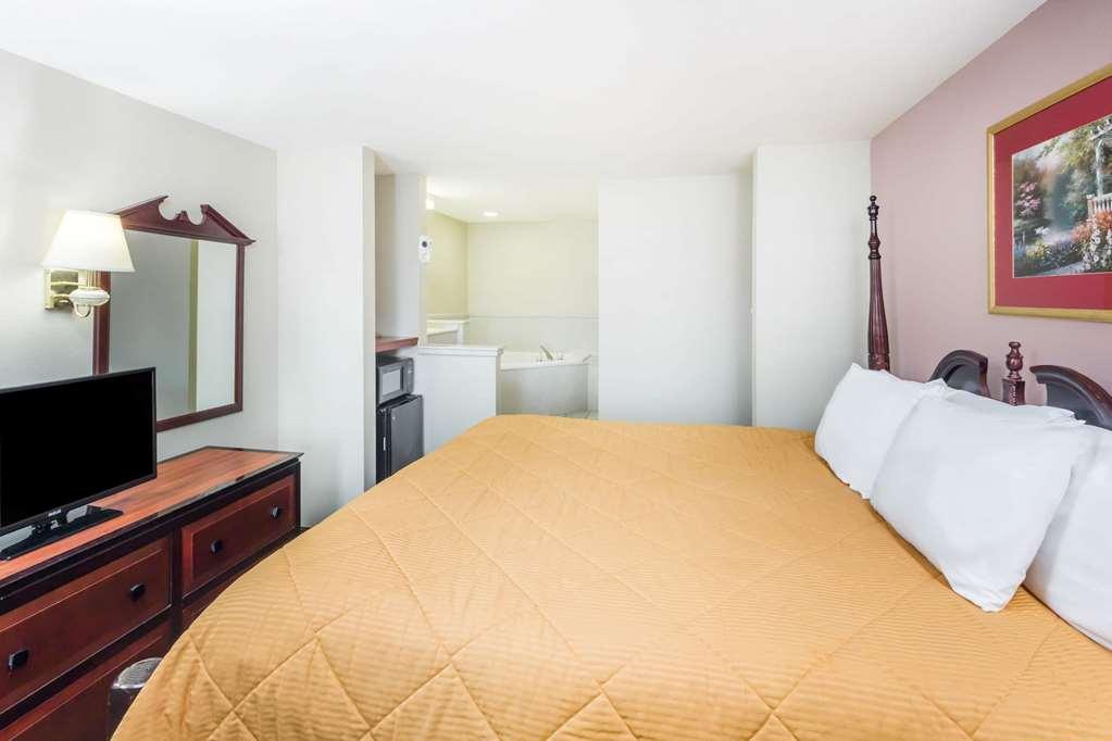 Motel Baymont By Wyndham Biloxi - Ocean Springs Chambre photo